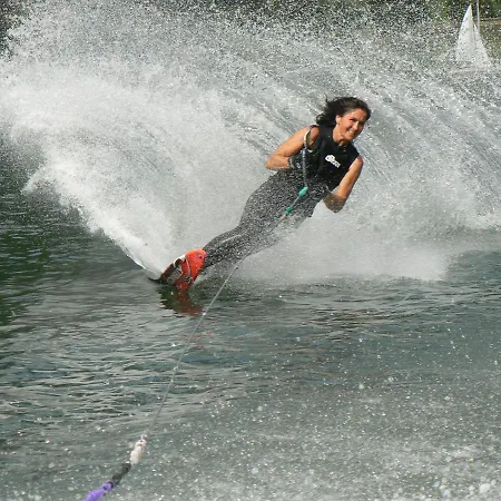 Seeapartments Kaernten 아파트 *