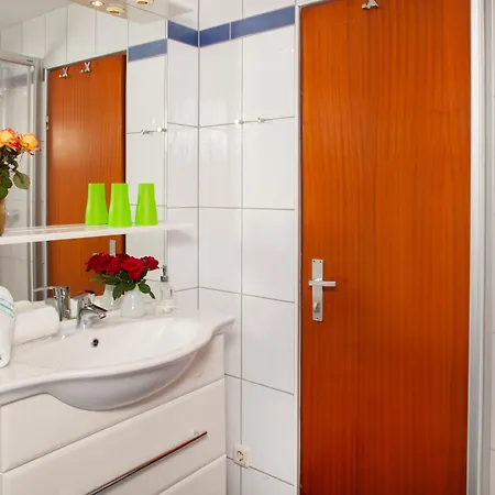 Seeapartments Kaernten 아파트